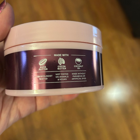 Bath and Body Works Rich Moisture Body Butterfly - Picture 2 of 3